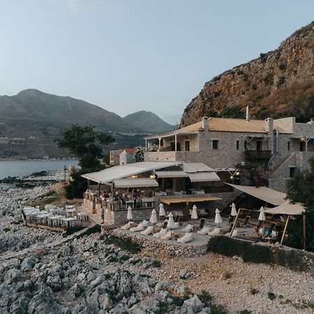 Kourmas Suites Liménion Екстериор снимка