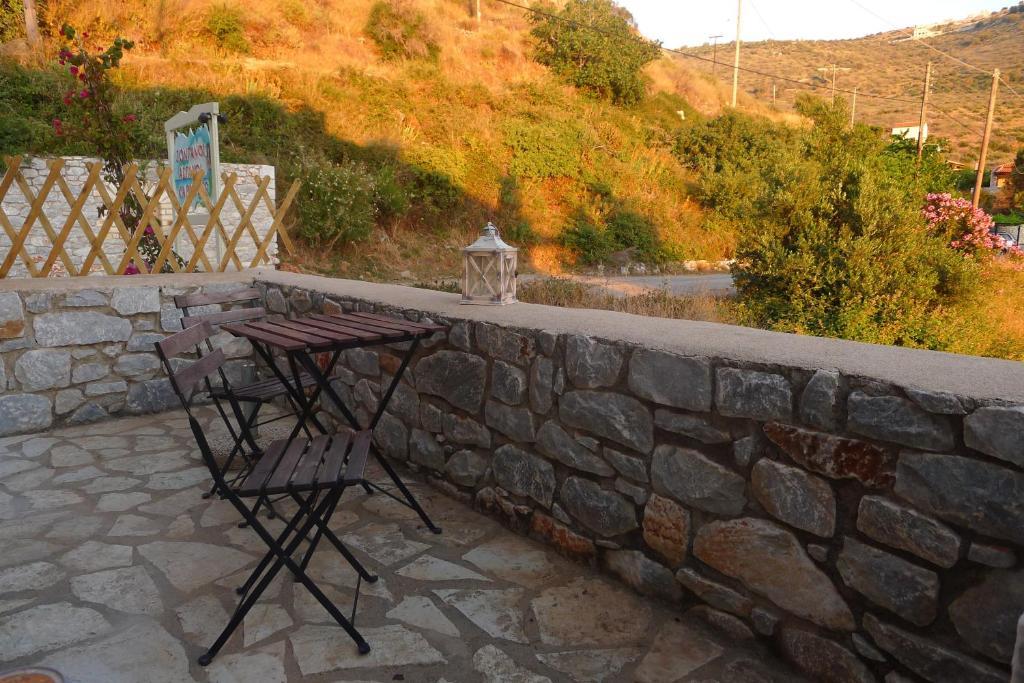Kourmas Suites Liménion Стая снимка